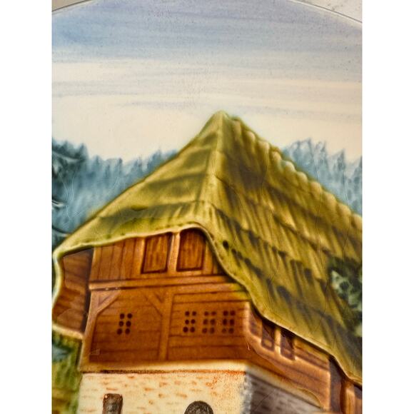Vintage Schramberg Majolica Relief German Mountain Chalet 9” Plate - Picture 9 of 10